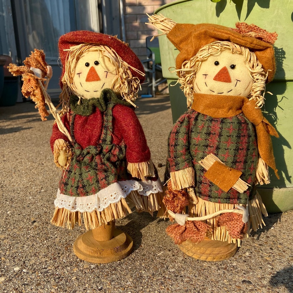 Girl and Boy Scarecrow on Wood Stand Height 12" and 14"